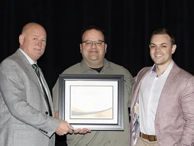 Award-Presentation---Credit-Sarah-Bradley-iShootEvents.ca---web.jpg