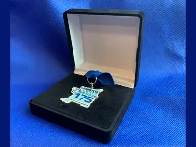 Heritage-Champions-Award-Medallion.png