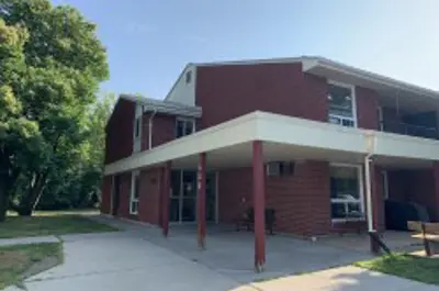Central Apartments - 436 Greenfield Street, Petrolia