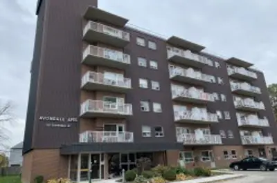 Avondale Apartments - 125 Euphemia Street, Sarnia