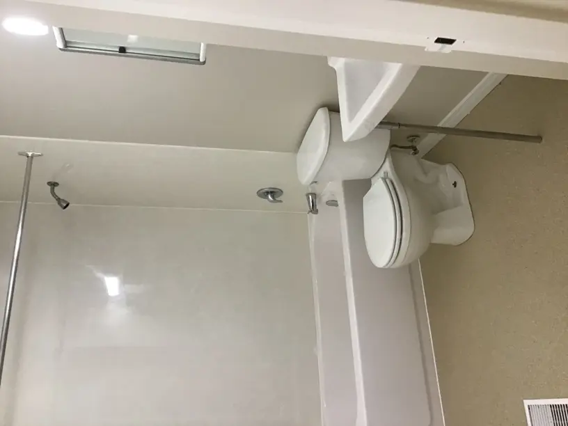 Tub/shower combo, toilet and sink